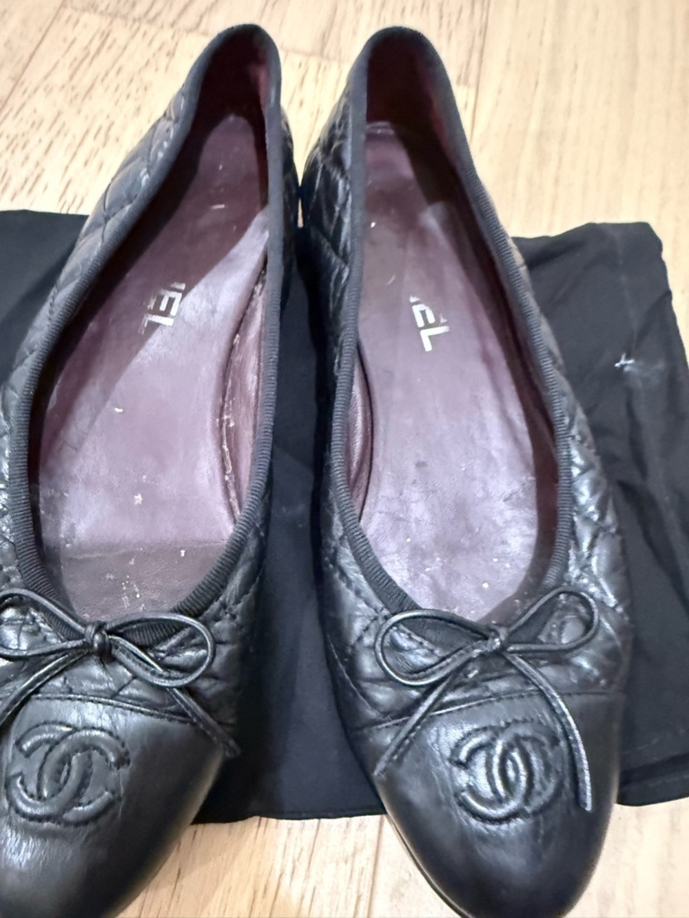 CHANEL Black Quilted Leather CC Logo Ballet Flats - Picture 3 of 5